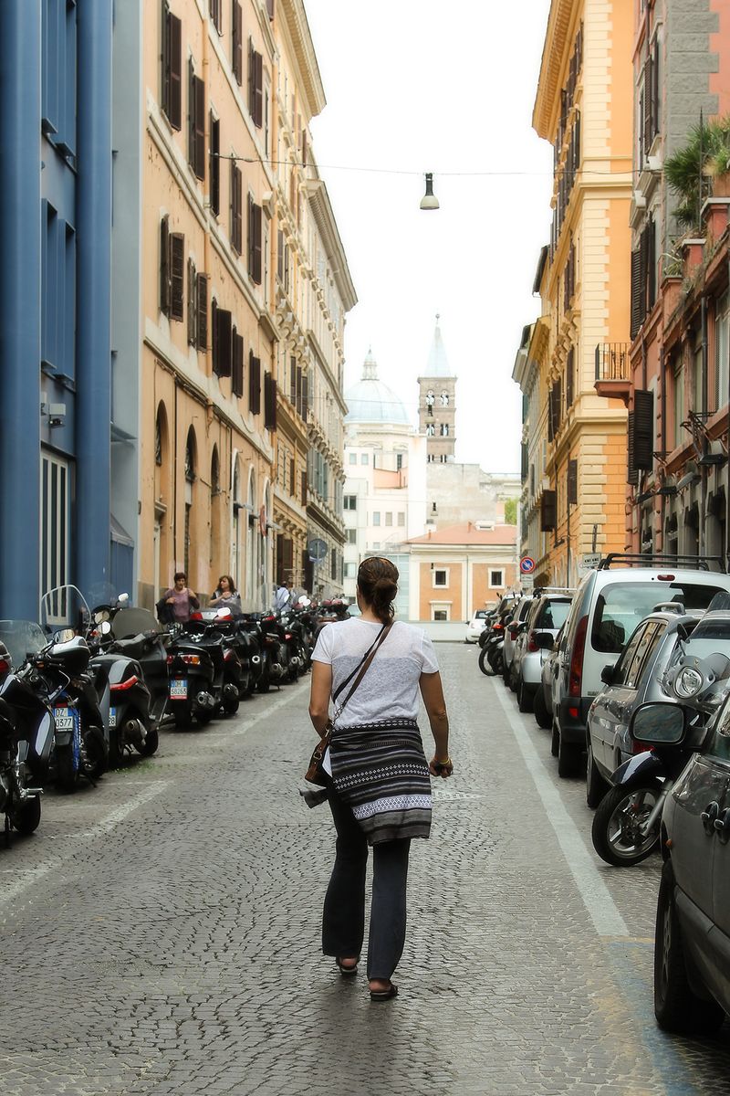 IMG_9777 becky in rome 4x6