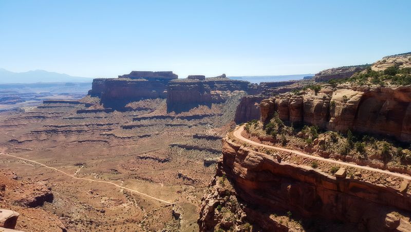 Canyonlands white rim road