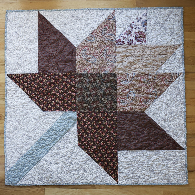 19 autumn table quilt